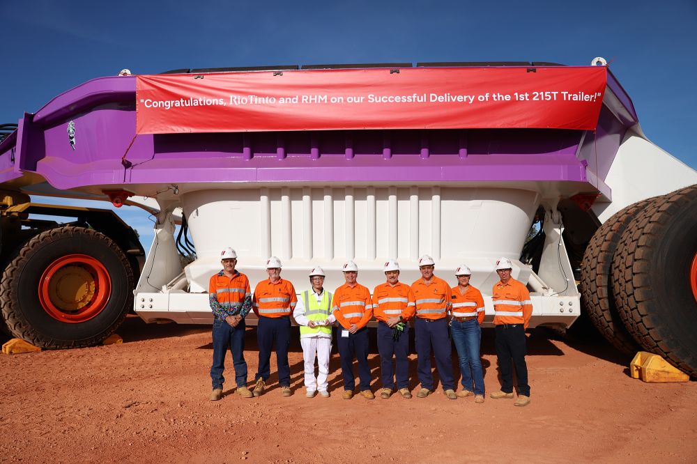 子公司潤邦重機成功交付力拓215噸自卸式礦車車斗 助力客戶優(yōu)化鋁土礦運載(圖1)