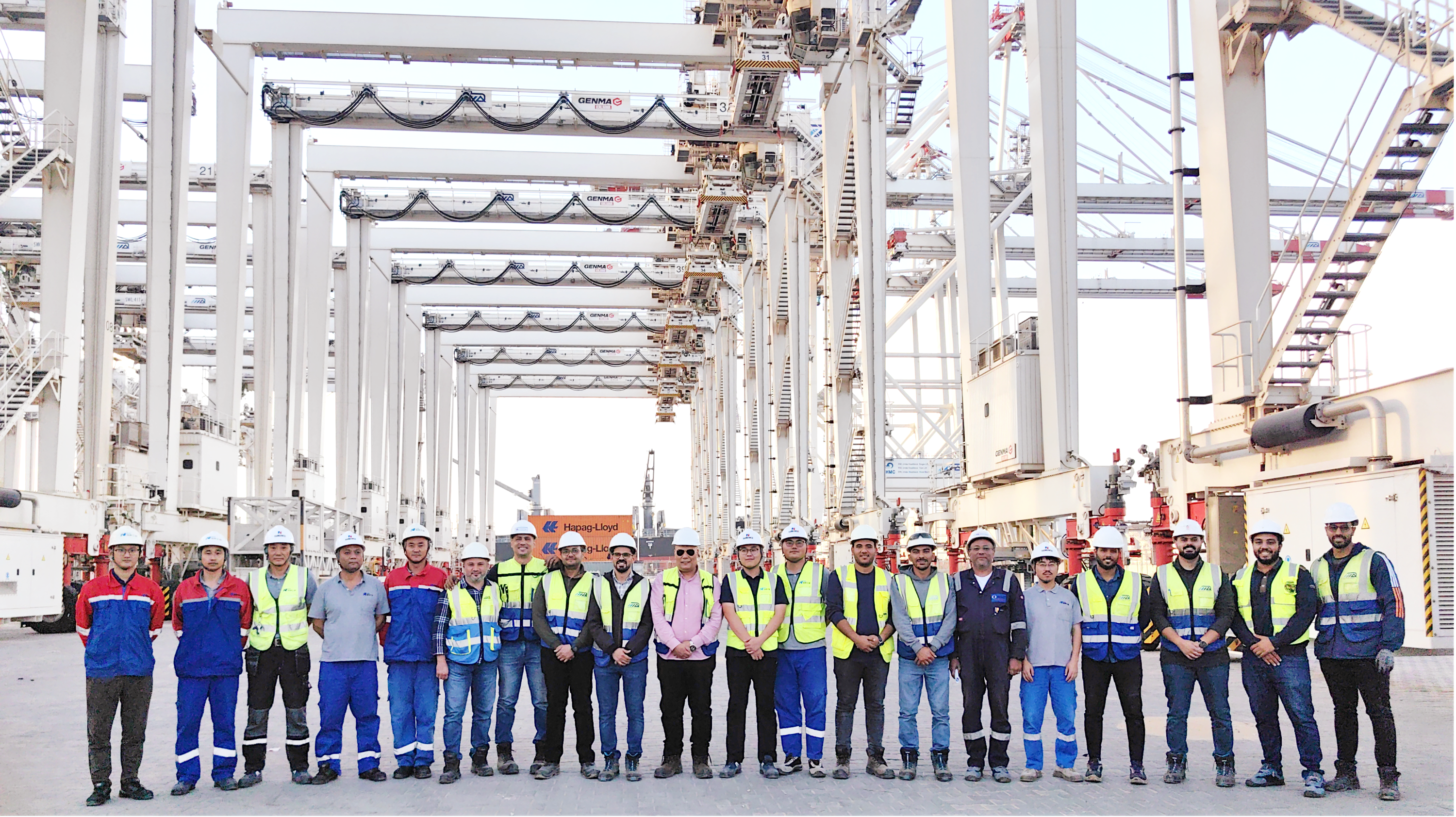 GENMA品牌攜手埃及客戶共慶里程碑 | 40臺輪胎吊項目全部交付(圖1) GENMA品牌攜手埃及客戶共慶里程碑 | 40臺輪胎吊項目全部交付(圖1)